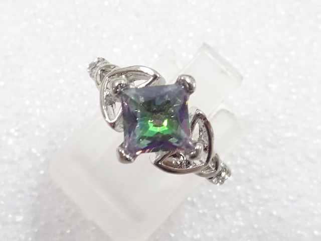 JAPANESE KIMONO / ANTIQUE COLORED STONE RING (SIZE 10)